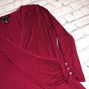 White House Black Market Tops - ⭐️ WHBM cranberry red long sleeve v-neck top White House Black Market Tops - ⭐️ WHBM cranberry red long sleeve v-neck top